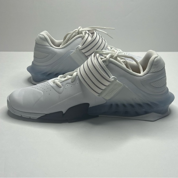 Nike Savaleos - Used but in great condition. - Picture 6 of 15